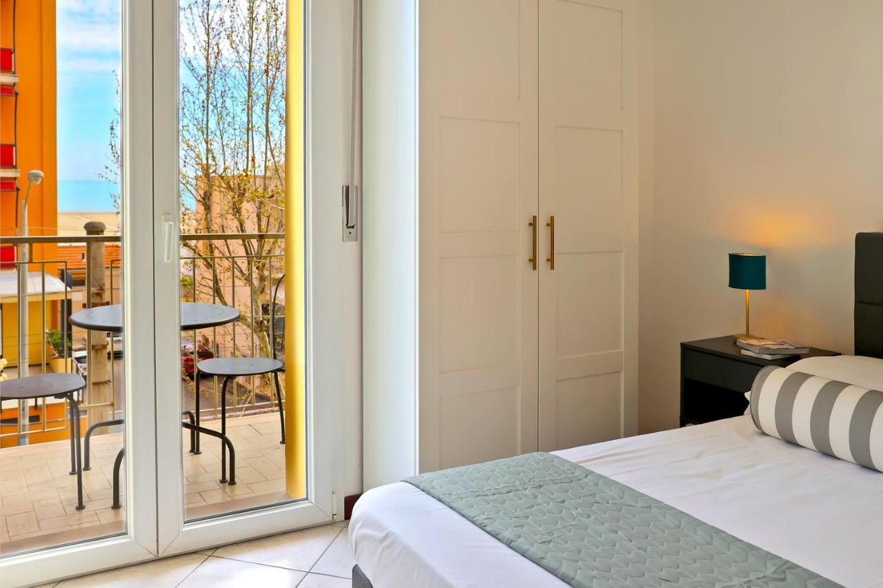 Appartamenti Leone - Vista Mare - Pet Friendly Rimini Buitenkant foto