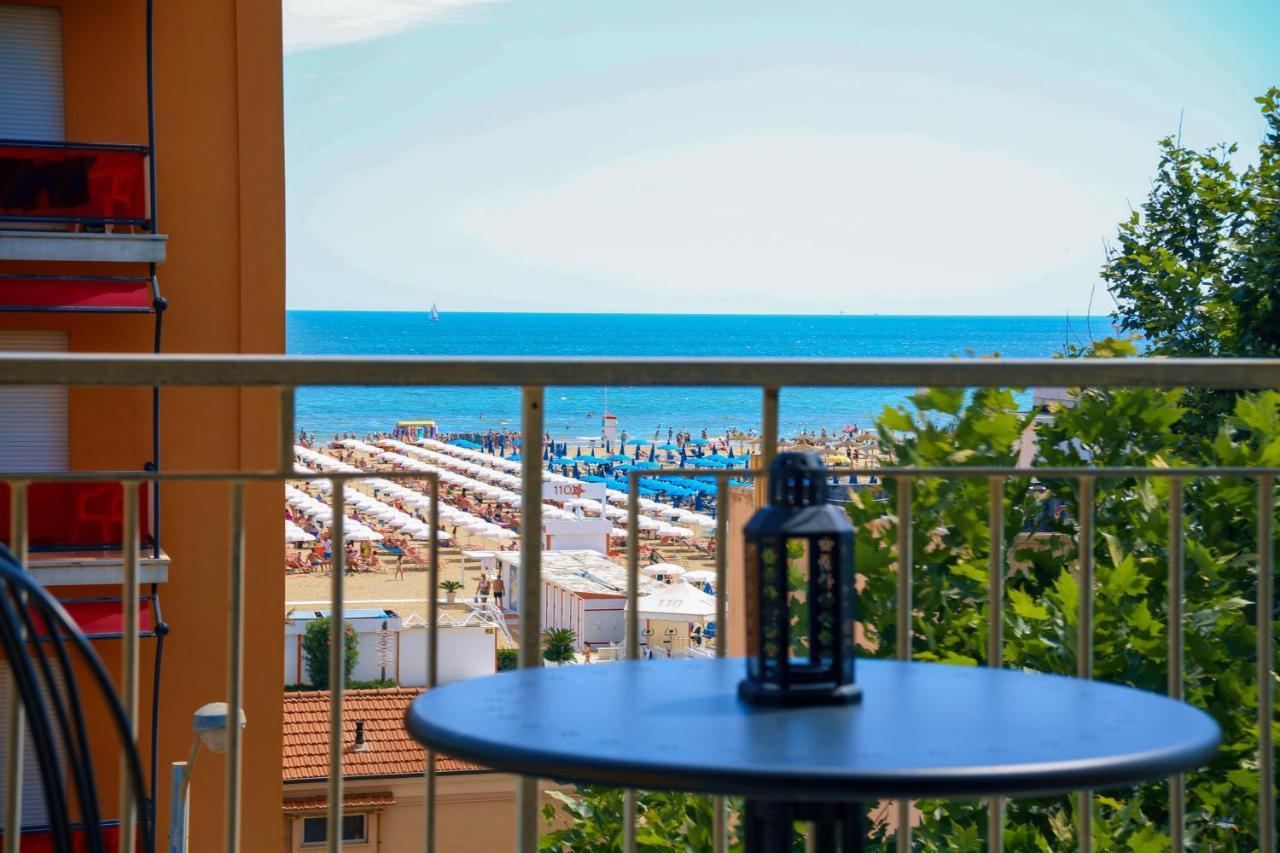 Appartamenti Leone - Vista Mare - Pet Friendly Rimini Buitenkant foto